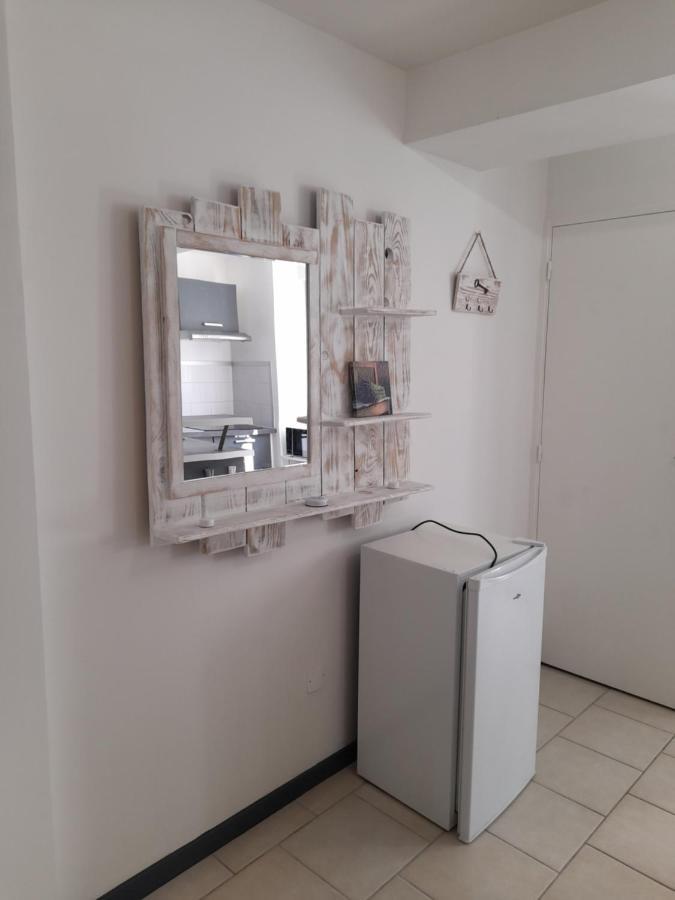 Chez Sabine Et Patrick Apartment Нарбон Екстериор снимка