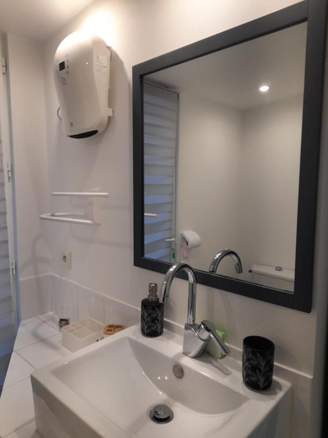 Chez Sabine Et Patrick Apartment Нарбон Екстериор снимка