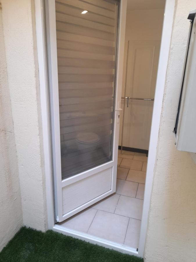 Chez Sabine Et Patrick Apartment Нарбон Екстериор снимка