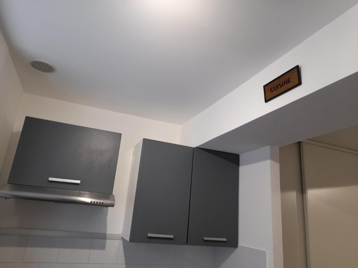 Chez Sabine Et Patrick Apartment Нарбон Екстериор снимка